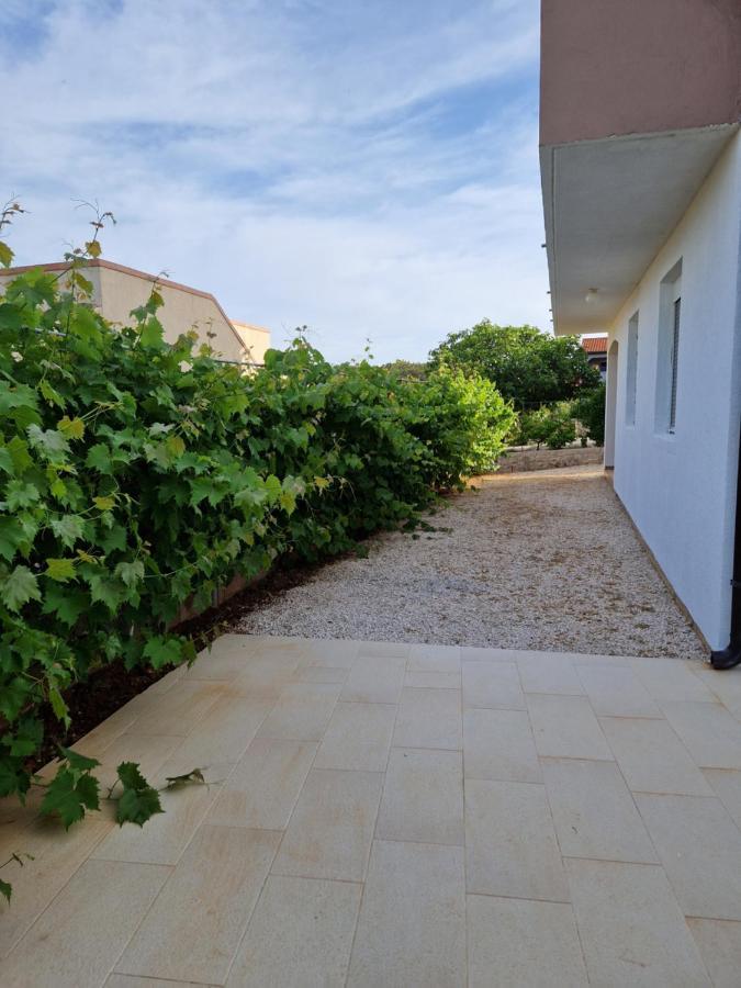 Apartments Ema Vir Dış mekan fotoğraf