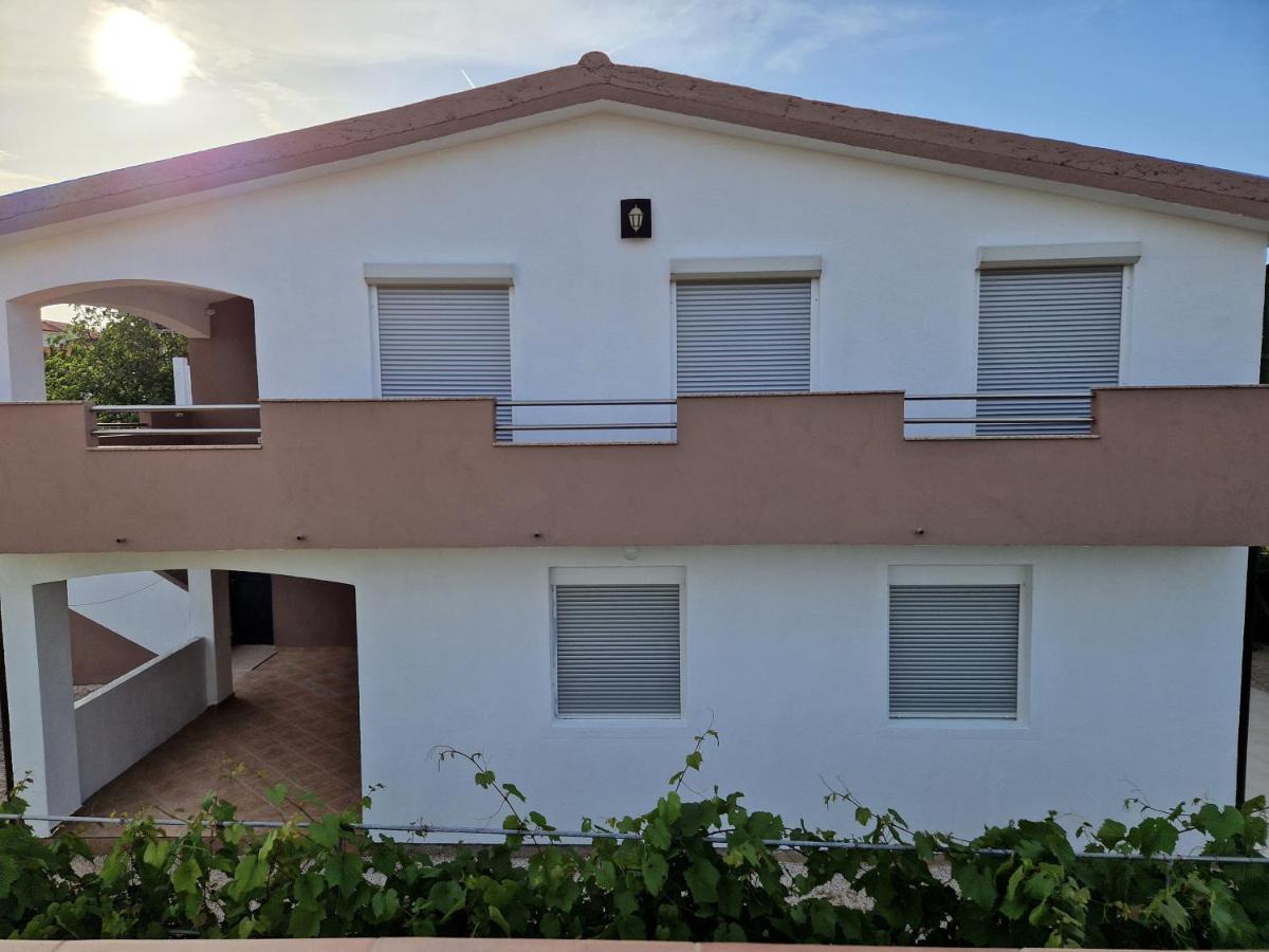 Apartments Ema Vir Dış mekan fotoğraf