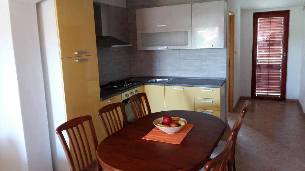 Apartments Ema Vir Dış mekan fotoğraf