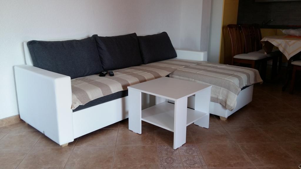 Apartments Ema Vir Dış mekan fotoğraf