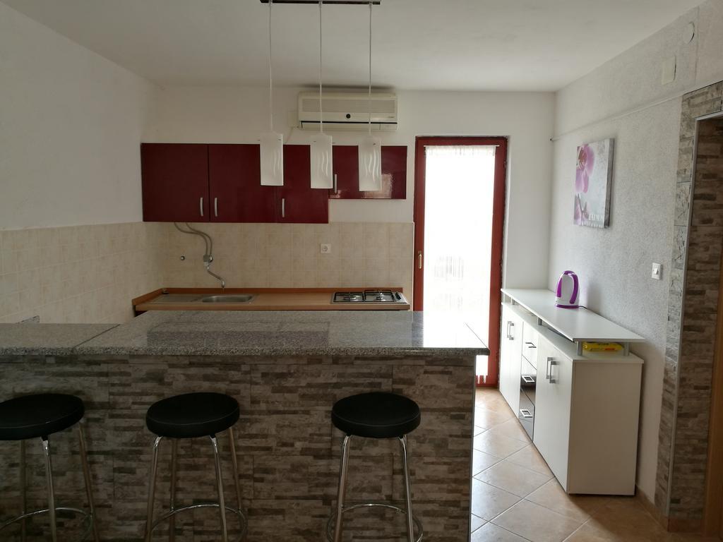 Apartments Ema Vir Dış mekan fotoğraf