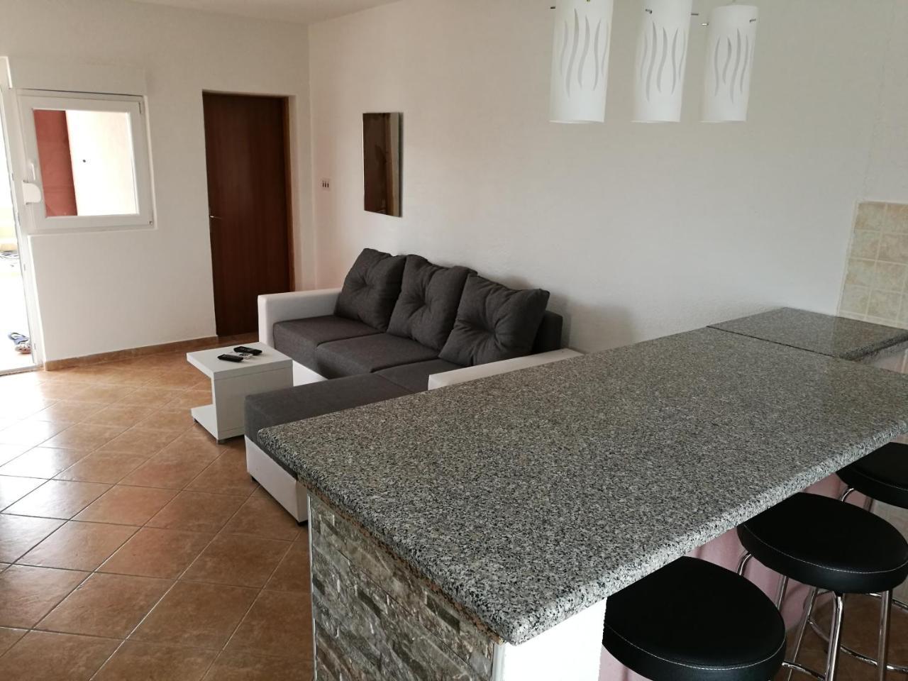 Apartments Ema Vir Dış mekan fotoğraf